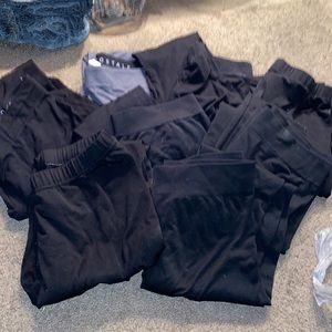 8 pairs of leggings size medium and small